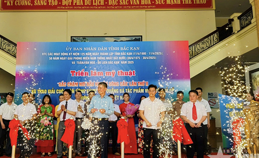 Triển lãm mỹ thuật “Sắc chàm - Nơi đầu nguồn sông Cầu” lần thứ 2